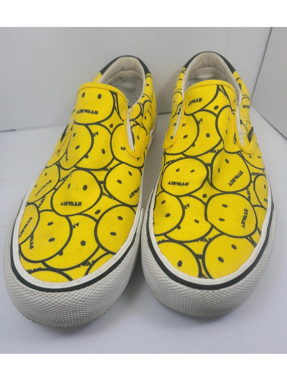 Airwalk Shoes Smile Smiley Face Sneakers Yellow Mens Size 7 Slip Ons